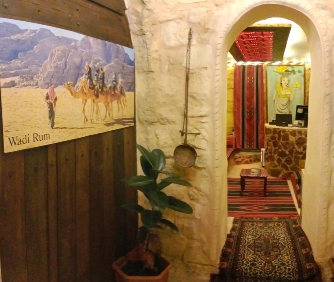 Petra Fort Hotel Wadi Musa Exterior foto